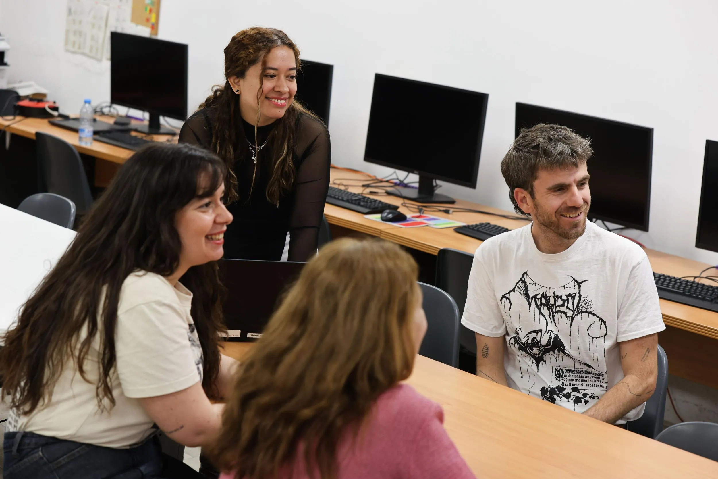 Les treballadores de Colectic reunides.